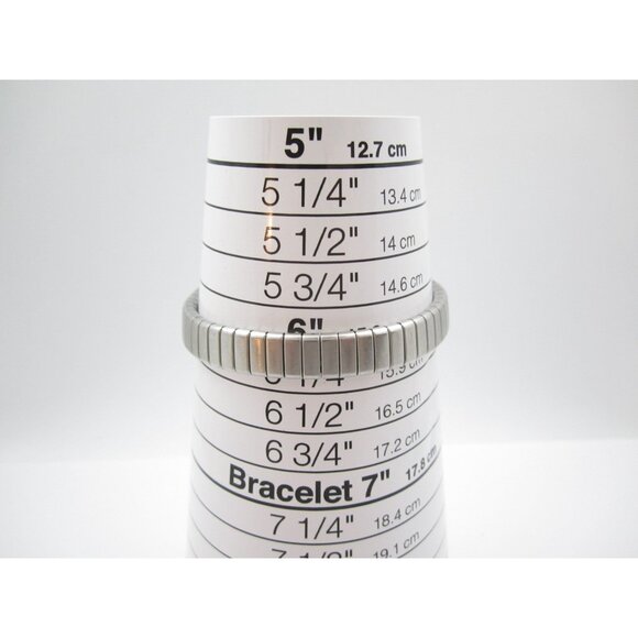 Women Timex Indiglo Quartz 30m WR Analog 25mm Round Watch (H904) "New Battery" - Picture 2 of 11